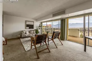 411 Lakewood Cir, Colorado Springs, CO 80910 - Photo 8