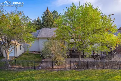 2693 Fairway Drive, Colorado Springs, CO 80909 - Photo 38