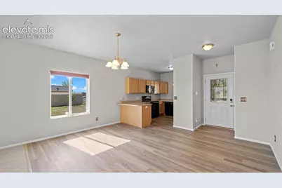 1133 E Ivanhoe Drive, Pueblo, CO 81007 - Photo 8