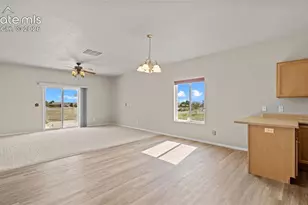 1133 E Ivanhoe Dr, Pueblo, CO 81007 - Photo 4