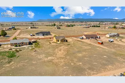 1133 E Ivanhoe Drive, Pueblo, CO 81007 - Photo 40