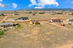 1133 E Ivanhoe Dr, Pueblo, CO 81007 - Photo 40
