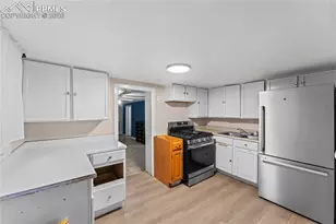 2201 E 8th St, Pueblo, CO 81001 - Photo 6