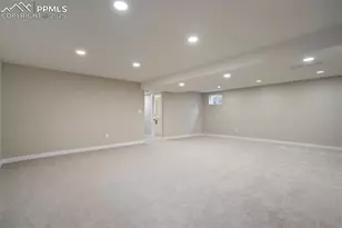 2215 Northglen Dr, Colorado Springs, CO 80909 - Photo 34