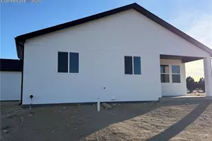 981 E Waverly Dr, Pueblo West, CO 81007 - Photo 24