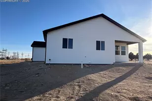 981 E Waverly Dr, Pueblo West, CO 81007 - Photo 26