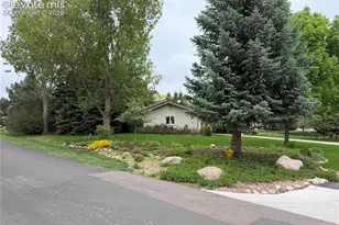 3020 Rockbrook Ln, Colorado Springs, CO 80904 - Photo 6