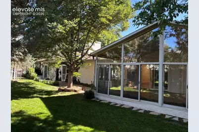 3020 Rockbrook Lane, Colorado Springs, CO 80904 - Photo 10