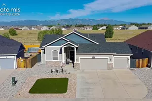 6790 Phantom Way, Colorado Springs, CO 80925 - Photo 2