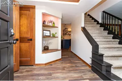 125 Sunbird Cliffs Lane, Colorado Springs, CO 80919 - Photo 4