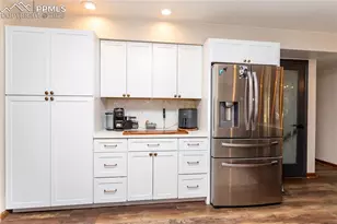 125 Sunbird Cliffs Ln, Colorado Springs, CO 80919 - Photo 10