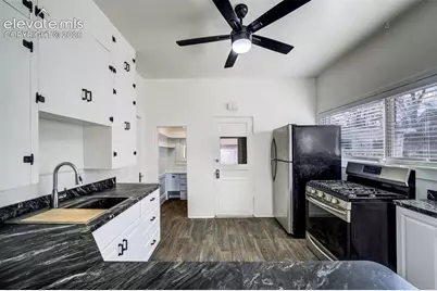 215 E Jefferson Street, Colorado Springs, CO 80907 - Photo 12