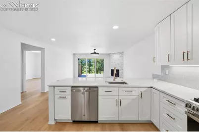 3710 Camels Ridge Lane, Colorado Springs, CO 80904 - Photo 12