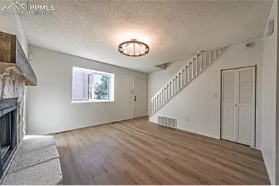 3064 Starlight Circle, Colorado Springs, CO 80916 - Photo 4