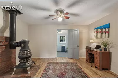 215 Washington Avenue, Manitou Springs, CO 80829 - Photo 12
