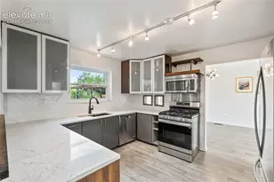 3829 Nuevo Cir, Colorado Springs, CO 80918 - Photo 8
