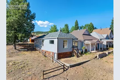 405 E Eaton Avenue, Cripple Creek, CO 80813 - Photo 2