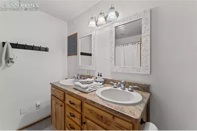 8234 W Highway 24, Cascade, CO 80809 - Photo 14