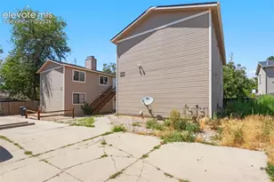 2512 E Monument St, Colorado Springs, CO 80909 - Photo 2