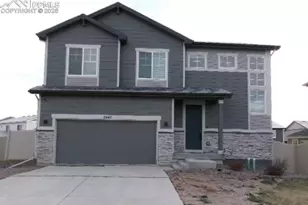 5447 Storm Castle Ct, Colorado Springs, CO 80925 - Photo 2