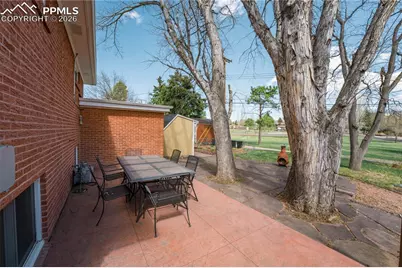 921 Valley Road, Colorado Springs, CO 80904 - Photo 18