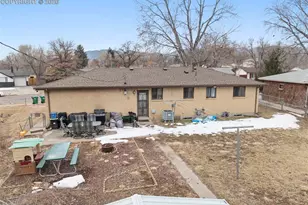 155 S Brentwood Dr, Colorado Springs, CO 80910 - Photo 44