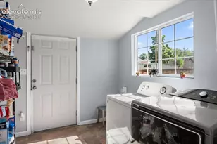 1009 E 8th St, Pueblo, CO 81008 - Photo 8