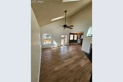 548 Lindstrom Drive, Colorado Springs, CO 80911 - Photo 4