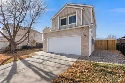 610 Welsh Circle, Colorado Springs, CO 80916 - Photo 2