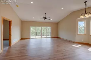 748 Pinewood Rd, Florissant, CO 80816 - Photo 10