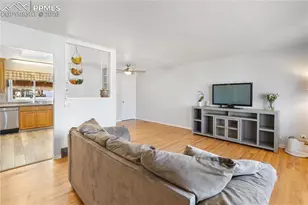 1310 Edith Ln, Colorado Springs, CO 80909 - Photo 6