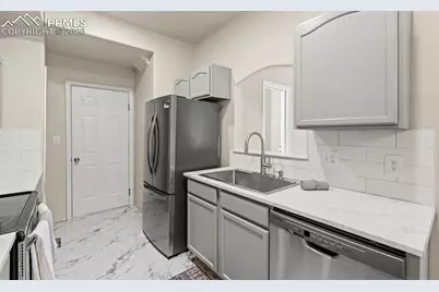 4145 Outlook Boulevard #T, Pueblo, CO 81008 - Photo 10