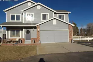 36629 Mossberg Ct, Elizabeth, CO 80107 - Photo 2