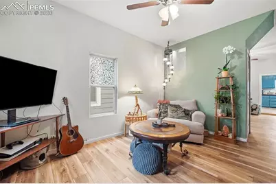 523 W Pikes Peak Avenue, Colorado Springs, CO 80905 - Photo 2