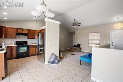 1313 N Blue Lake Lane, Pueblo, CO 81007 - Photo 10