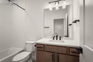 4535 Peak Crst Vw, Colorado Springs, CO 80918 - Photo 10