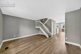 6737 Mountain Top Ln, Colorado Springs, CO 80919 - Photo 4