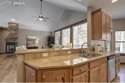 4070 Wavy Oak Drive, Colorado Springs, CO 80908 - Photo 12