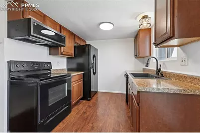 6633 Proud Eagle Court, Colorado Springs, CO 80915 - Photo 8