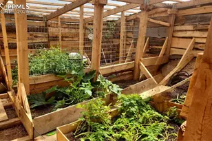 516 Saguache Dr, Florissant, CO 80816 - Photo 30