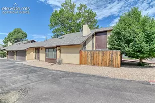 4691 Winewood Village Dr, Colorado Springs, CO 80917 - Photo 2