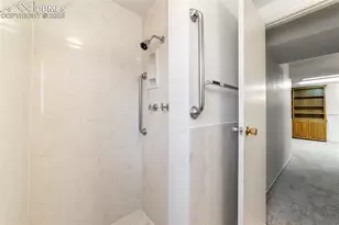 805 Crown Ridge Dr, Colorado Springs, CO 80904 - Photo 32