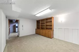 805 Crown Ridge Dr, Colorado Springs, CO 80904 - Photo 34