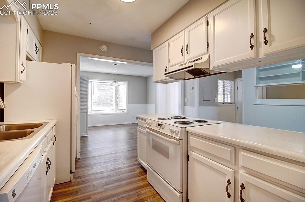 2119 Olympic Dr, Colorado Springs CO  80910-1262 exterior