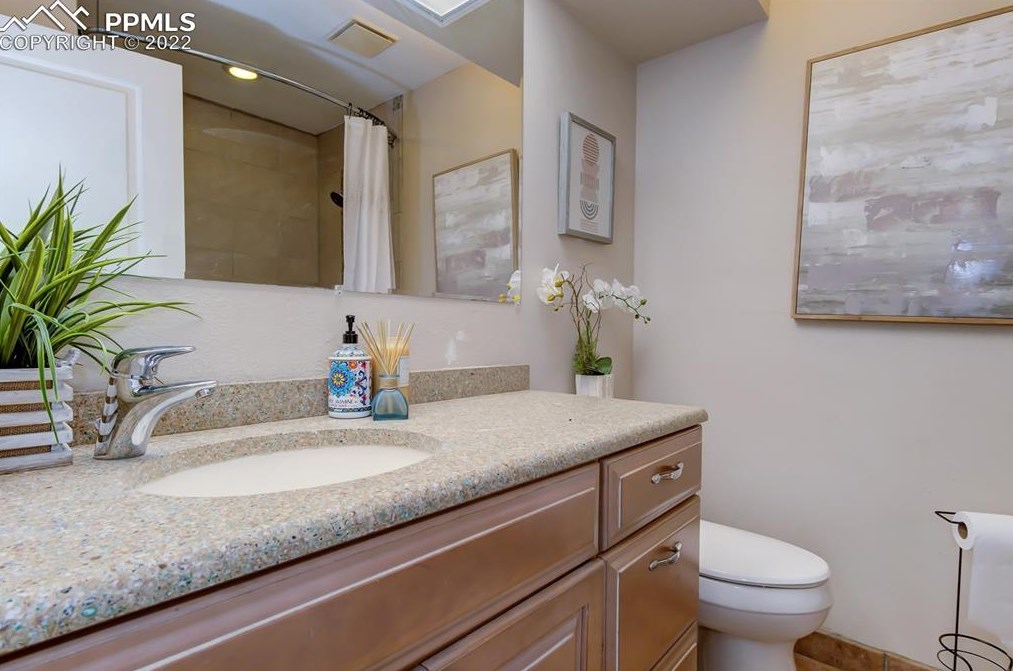 6628 Gambol Quail Dr, Colorado Springs CO 80918-1365 exterior