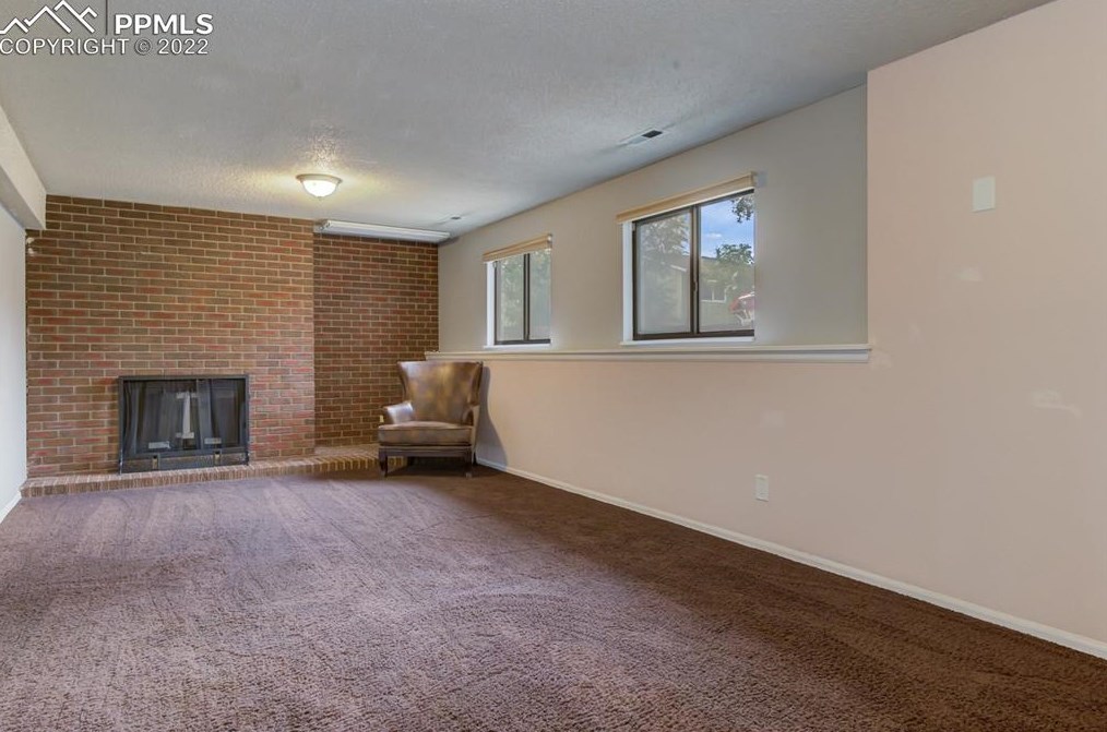 6628 Gambol Quail Dr, Colorado Springs CO 80918-1365 exterior