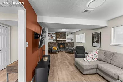 1511 Saratoga Drive, Colorado Springs, CO 80910 - Photo 4