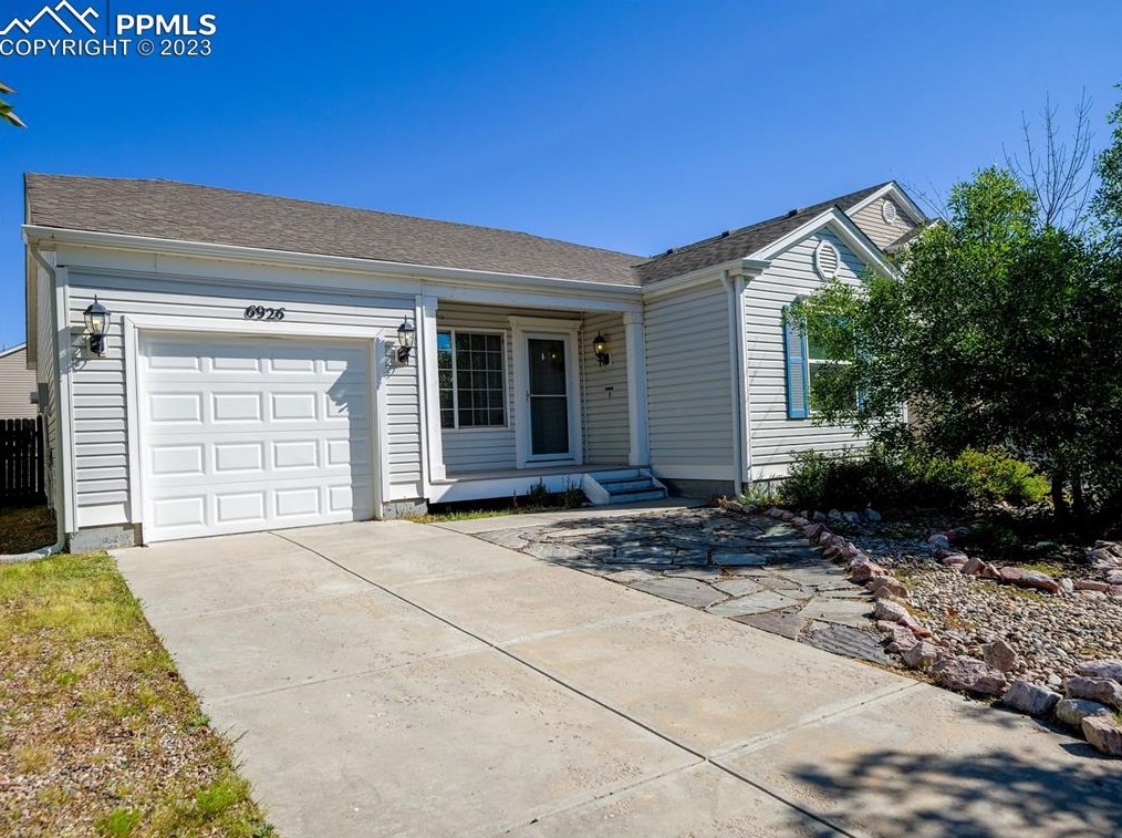 6926 Summer Grace St, Colorado Springs, CO 80923-4455