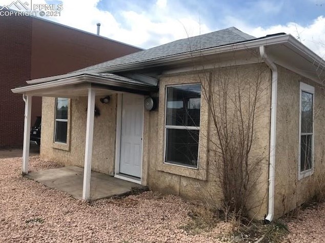 218 Iowa Ave, Colorado Springs, CO 80909-5918