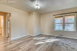 27 Bonfoy Ave, Colorado Springs, CO 80909 - Photo 12
